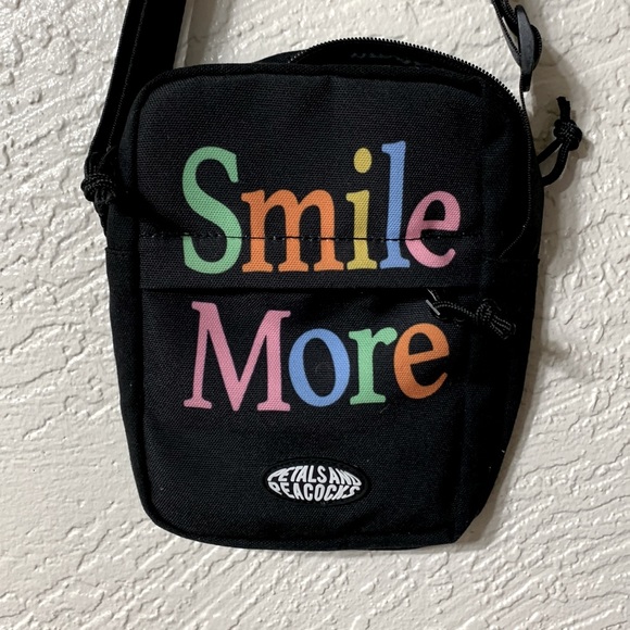 Black canvas crossbody Smile More - Picture 2 of 11